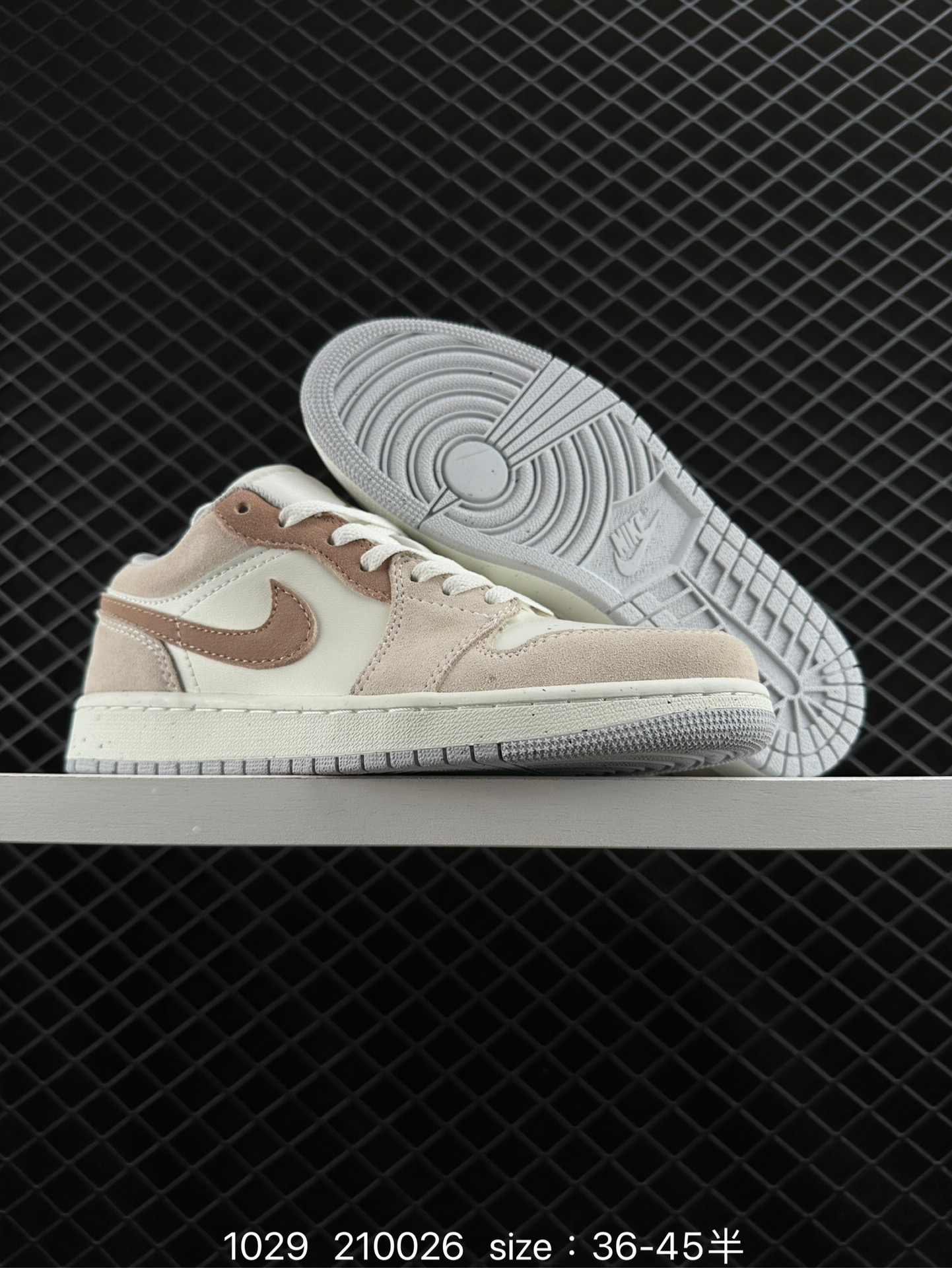 Air Jordan 1 Low AJ1